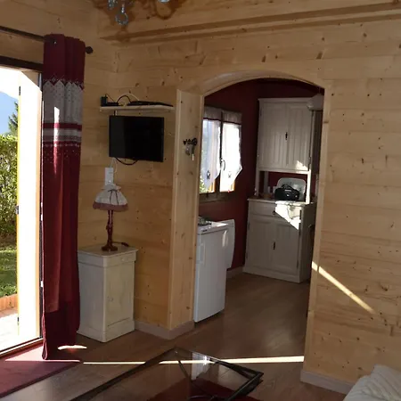 Dans De Montagne Catalane Apartamento *